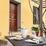 Umema Couette-café Albenga