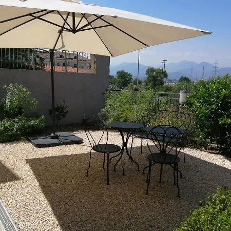 Umema Альбенга